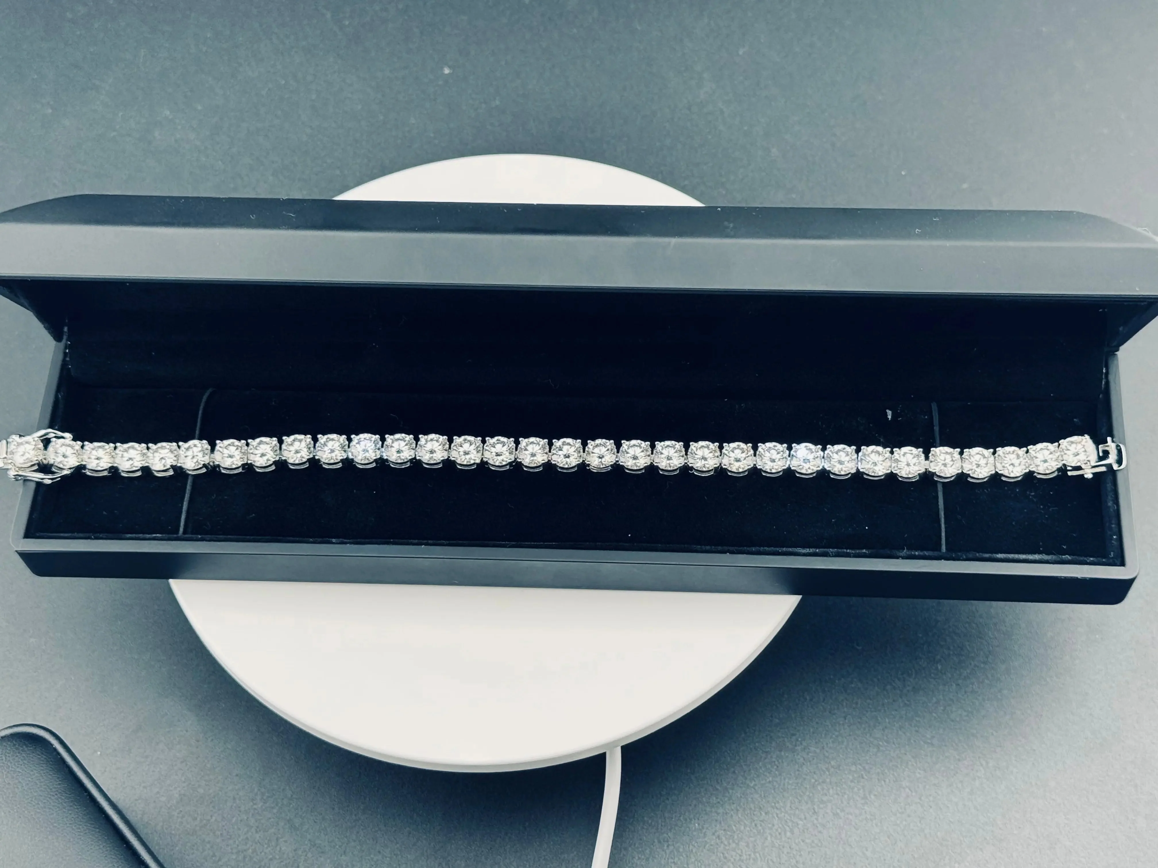 Moissanite Tennis Bracelet Classic Design (ALL SIZES) - Image 4