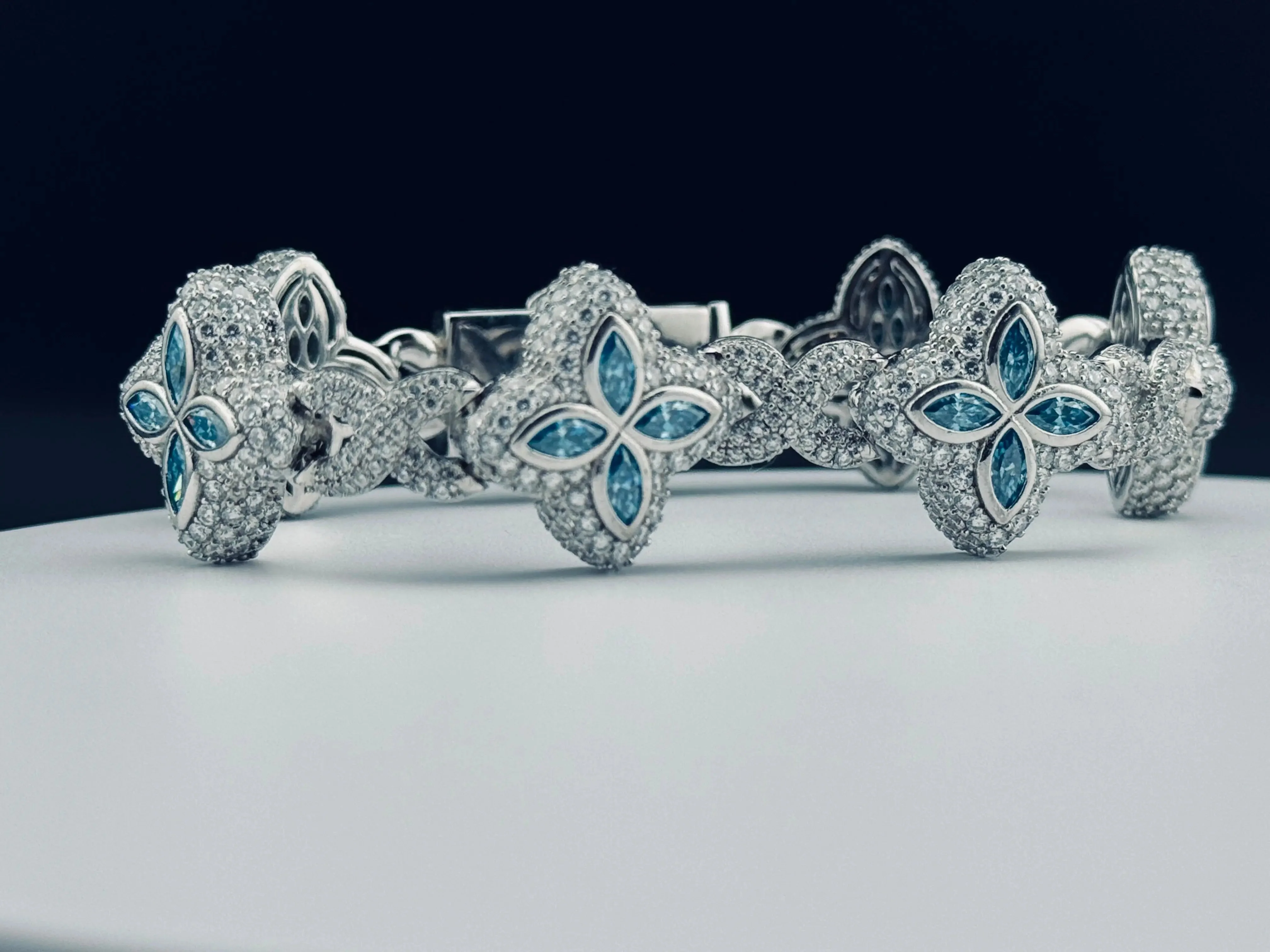 VVS Designer Moissanite Bracelet - Image 4