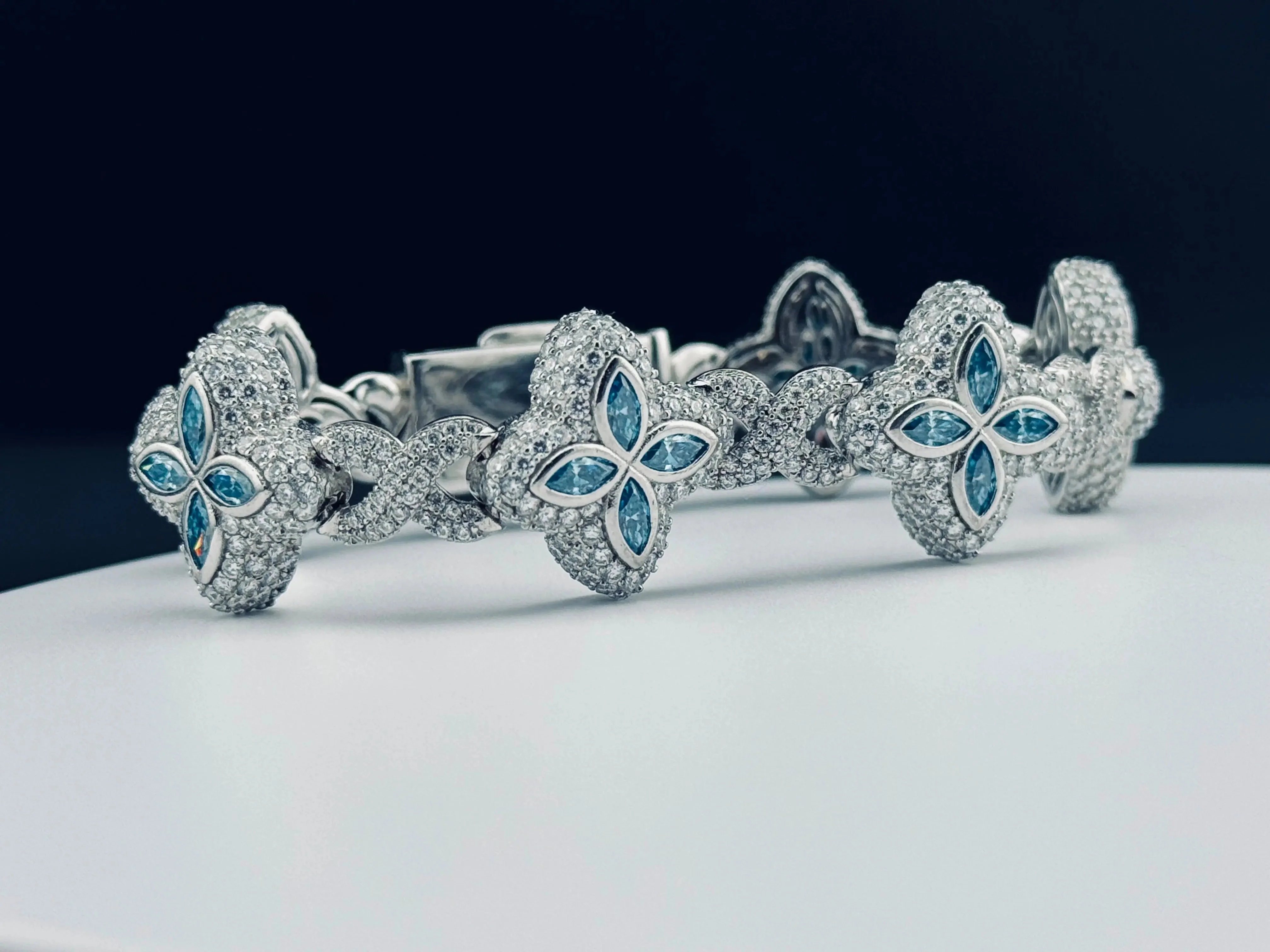 VVS Designer Moissanite Bracelet - Image 5
